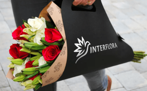 Доставка цветов по всему миру от компании INTERFLORA